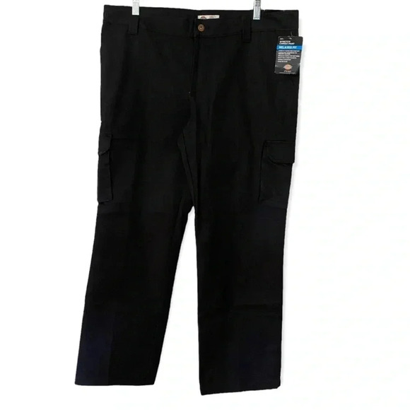 NWT Dickies Women's Stretch Cargo Pants Black Relaxed Fit Straight Leg Sz 16R - Picture 4 of 6